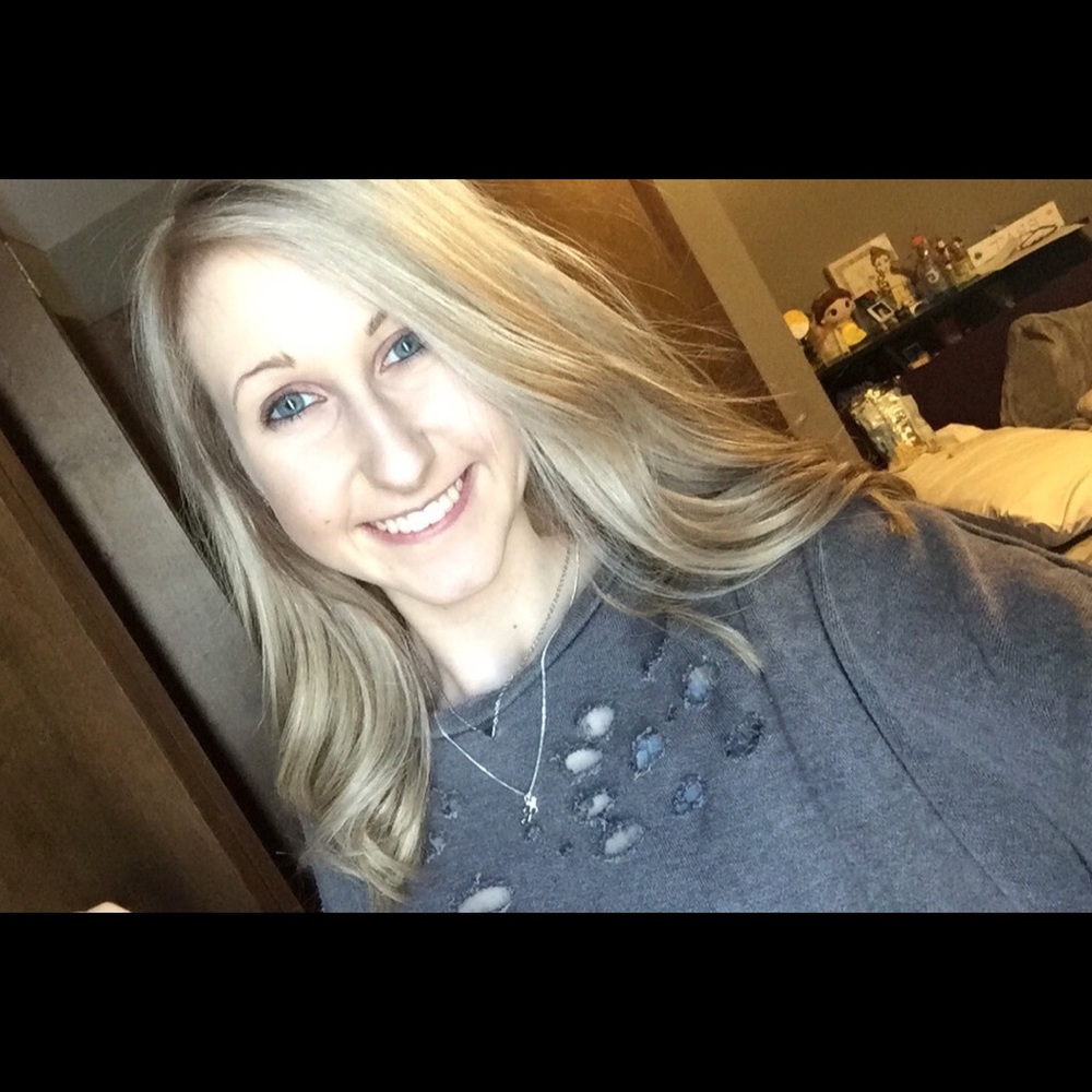 Meet your Posher, Paige